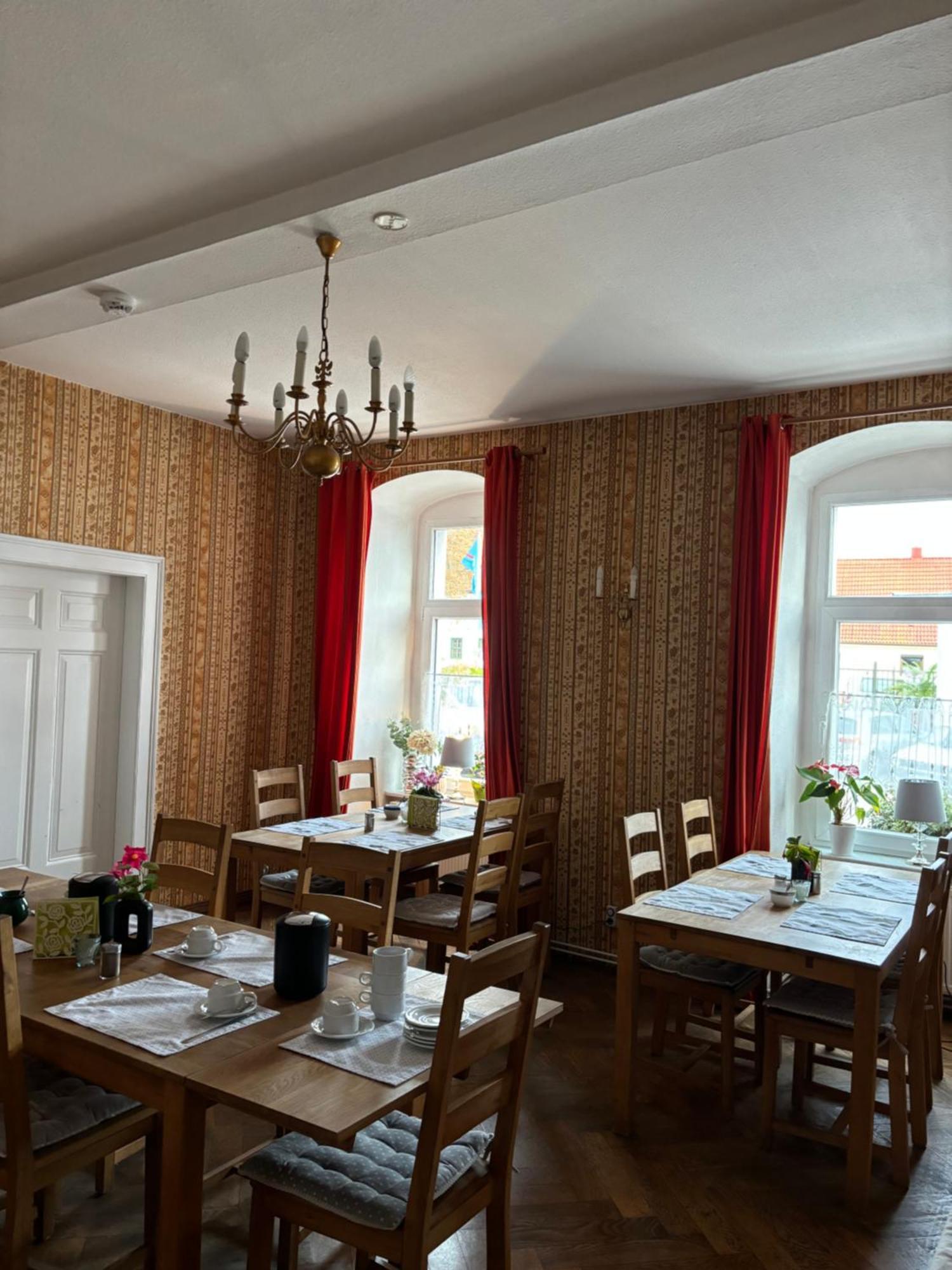 Pension Gutshaus Halle  Zewnętrze zdjęcie