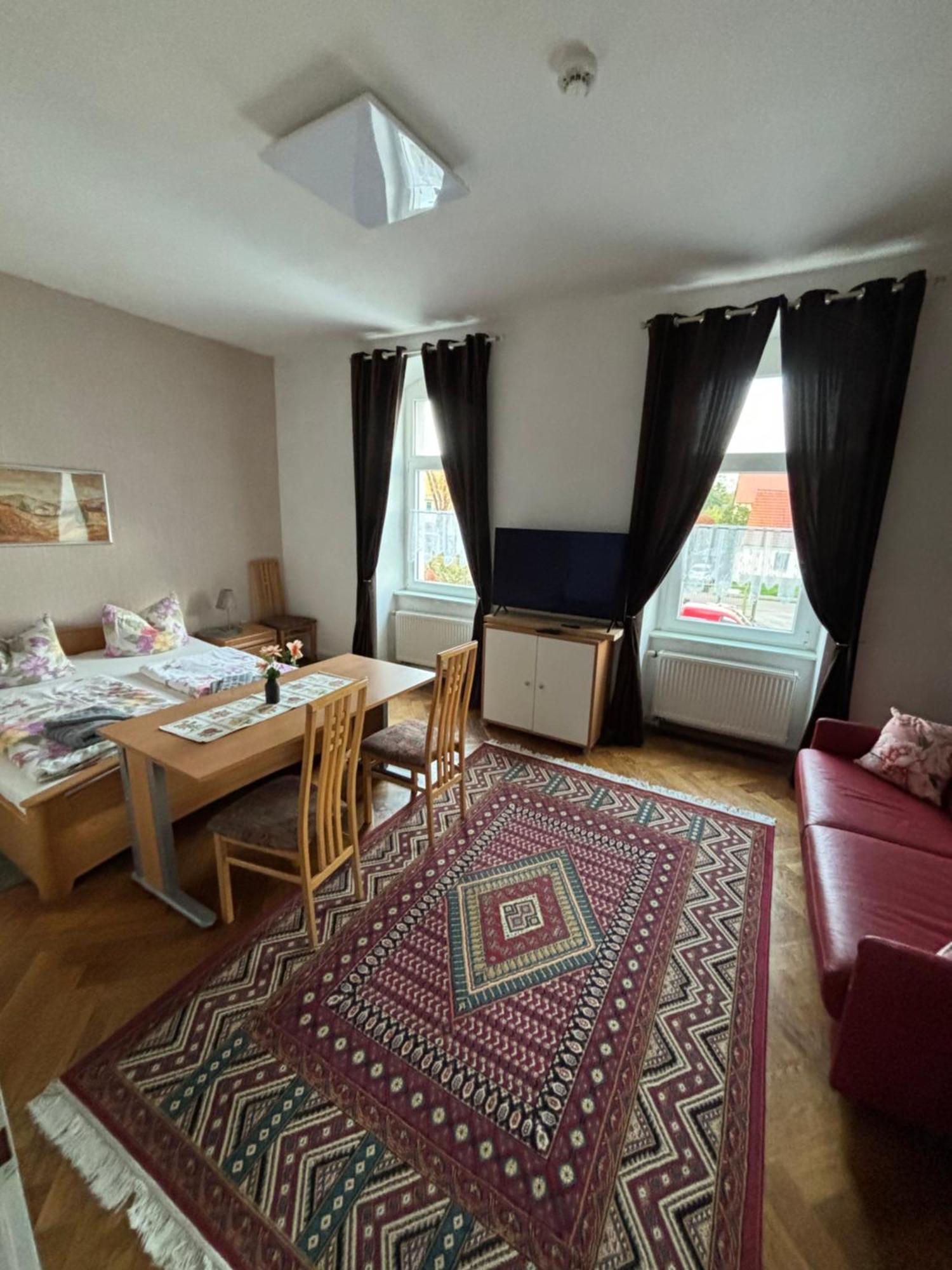 Pension Gutshaus Halle  Zewnętrze zdjęcie